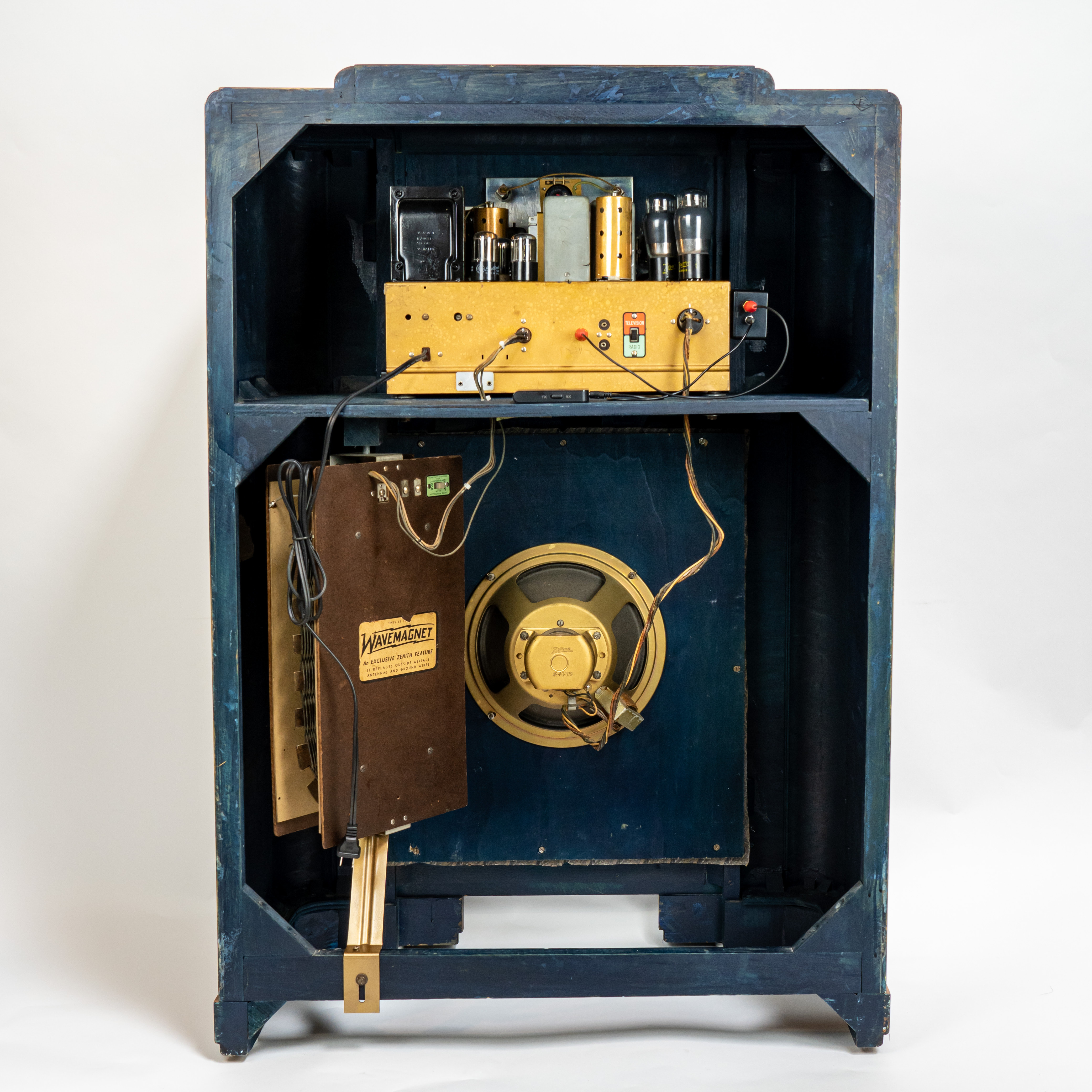 1940 Zenith 10S464 Radio