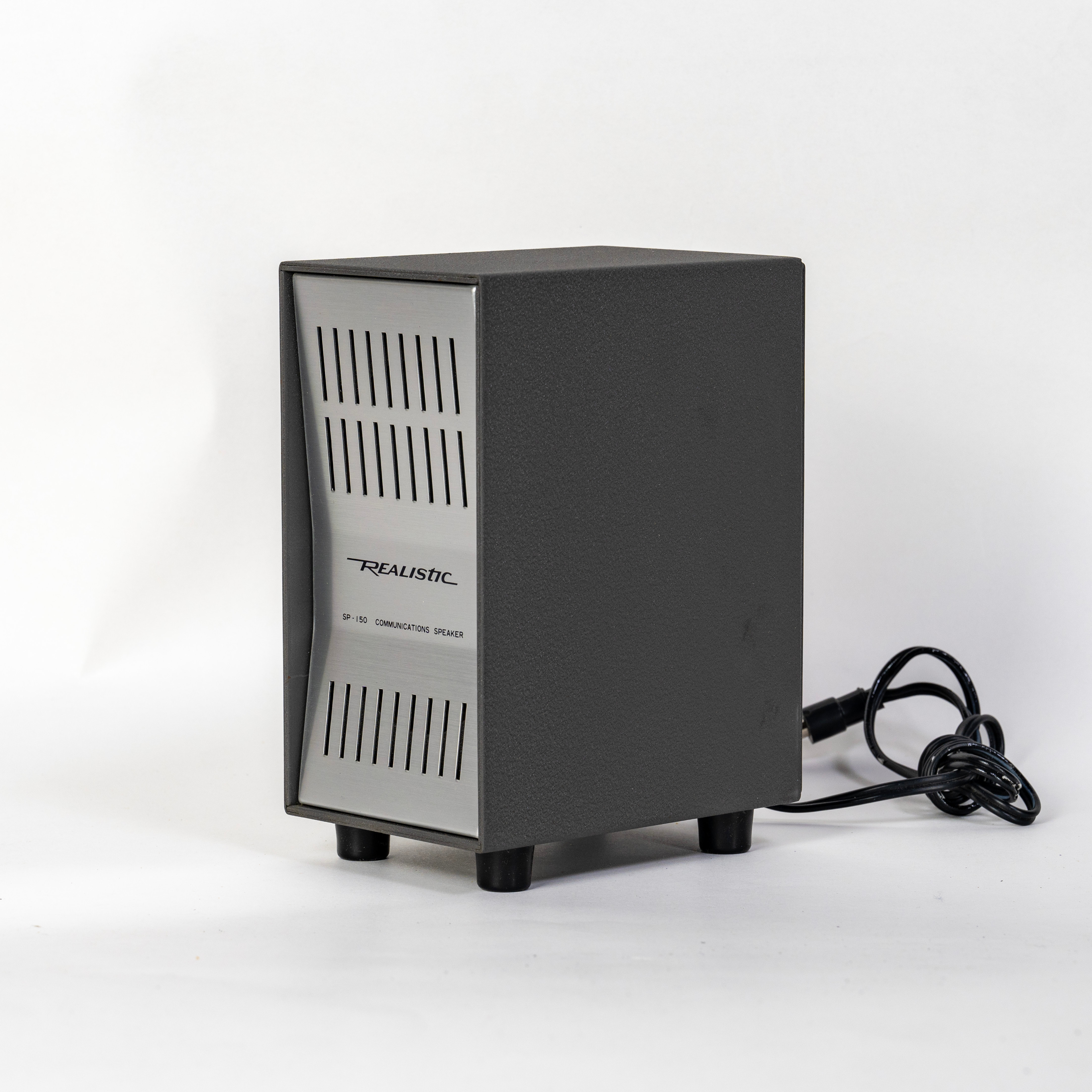 Realistic DX-160 Communication Receiver and Speaker